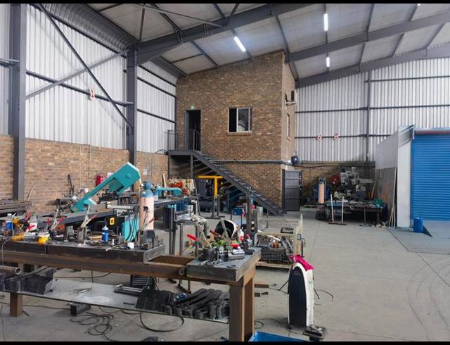 INDUSTRIAL PROPERTY TO RENT IN N4 GATEWAY INDUSTRIAL PARK